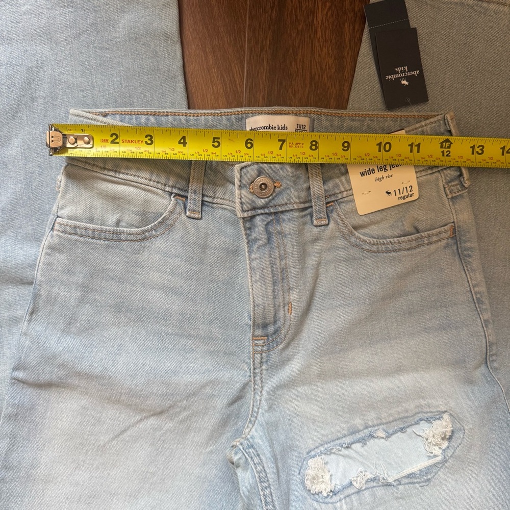 Abercrombie Kids Wide Leg High Rise Jeans Light Wash Size 11/12 Regular - Picture 10 of 12